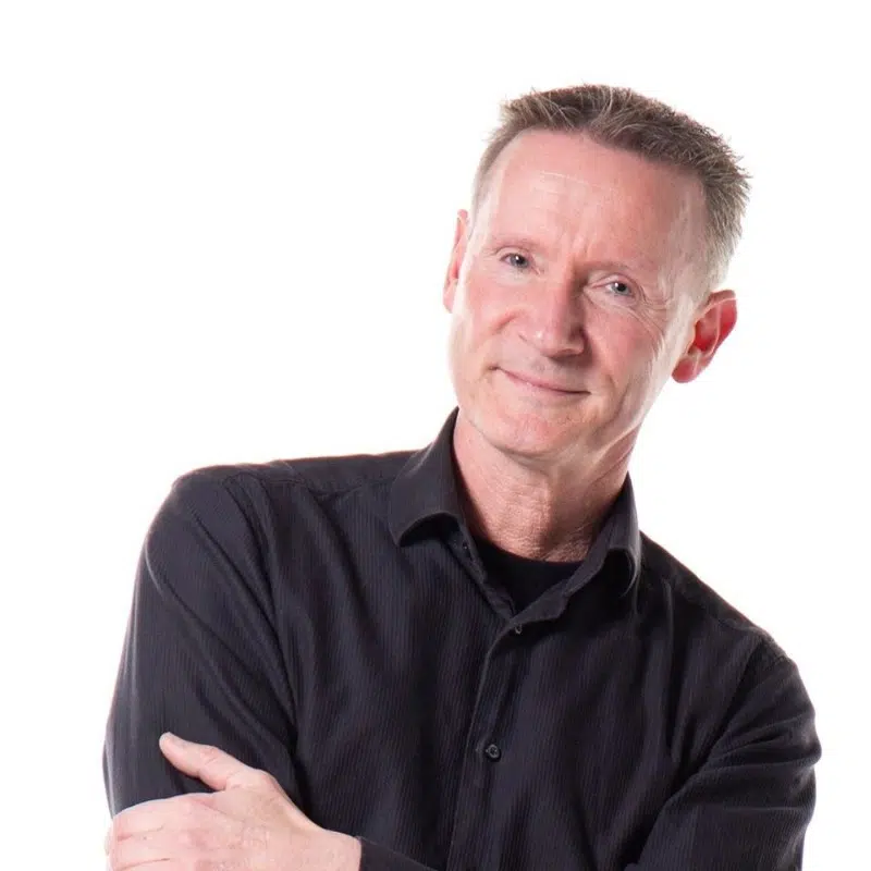 Edward Petrovics van QledX